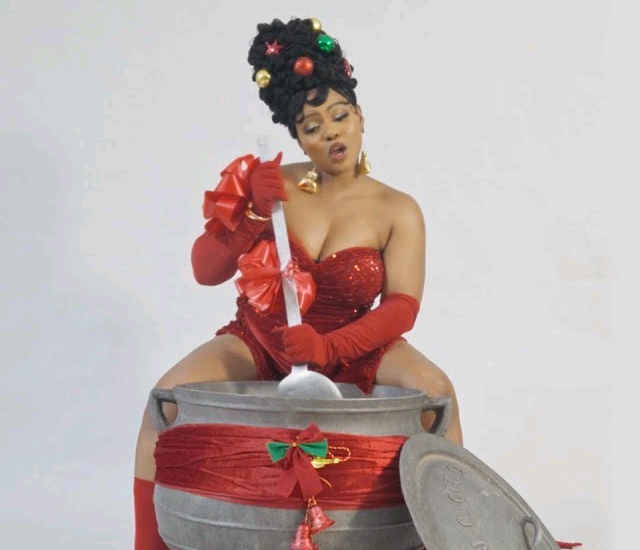 ﻿Yemi Alade - ﻿Merry Christmas